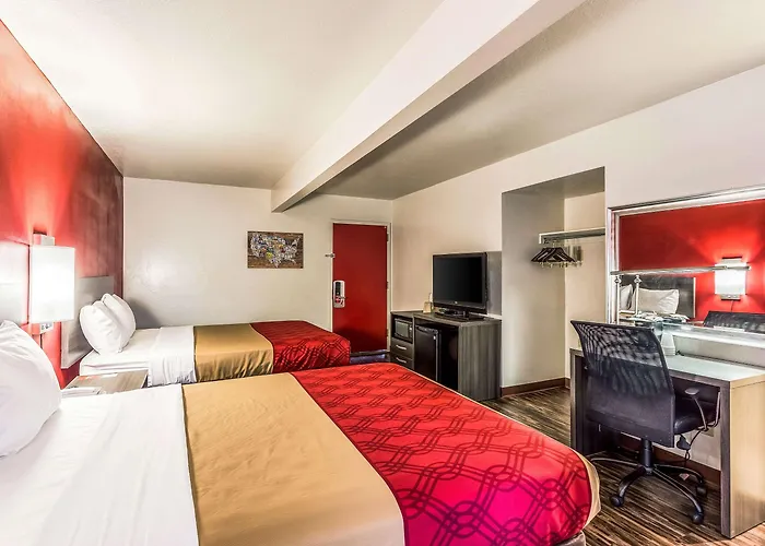 Econo Lodge Near Snake River