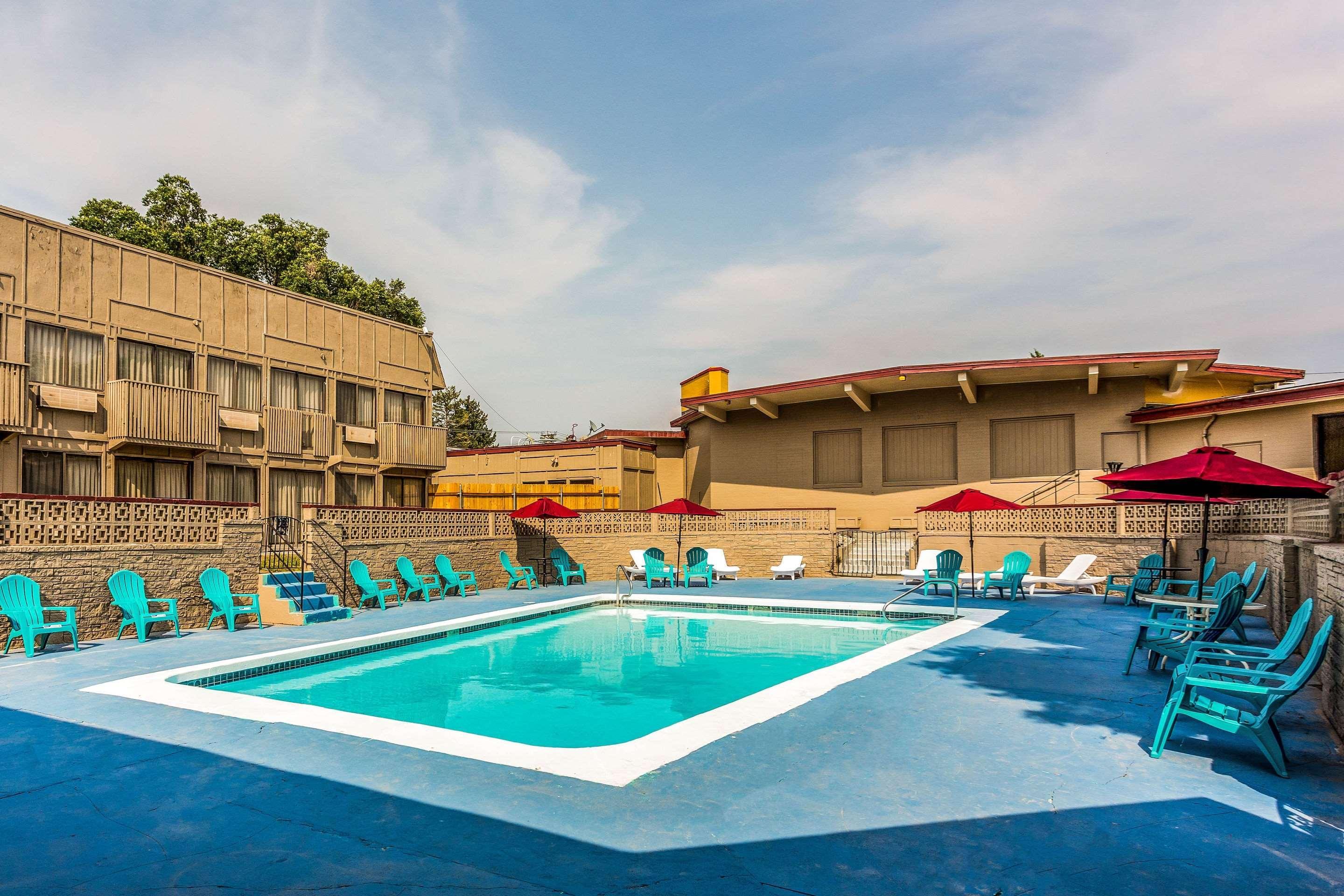 Hotel Econo Near Snake River