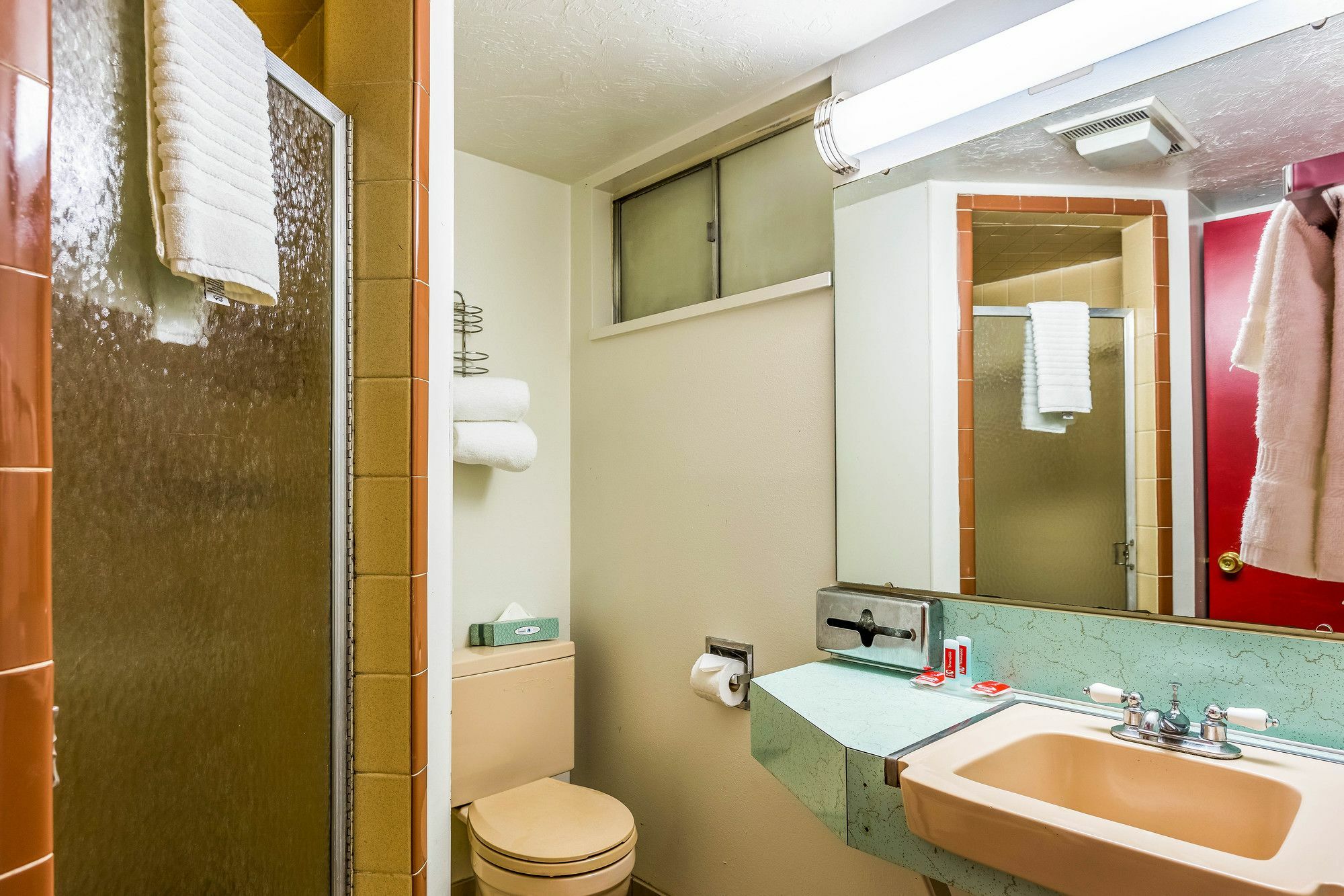 Hotel Econo Near Snake River Idaho Falls